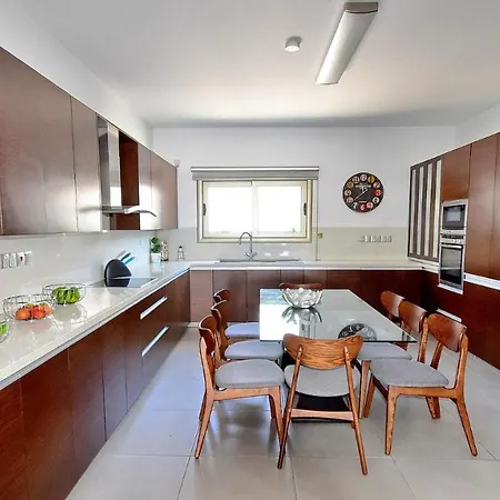 Modern Luxury With Private Pool Vilă Paphos