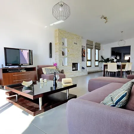 Modern Luxury With Private Pool Вилла *