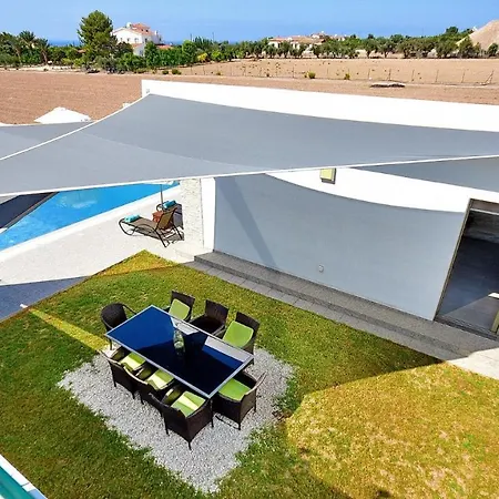 Modern Luxury With Private Pool Пафос